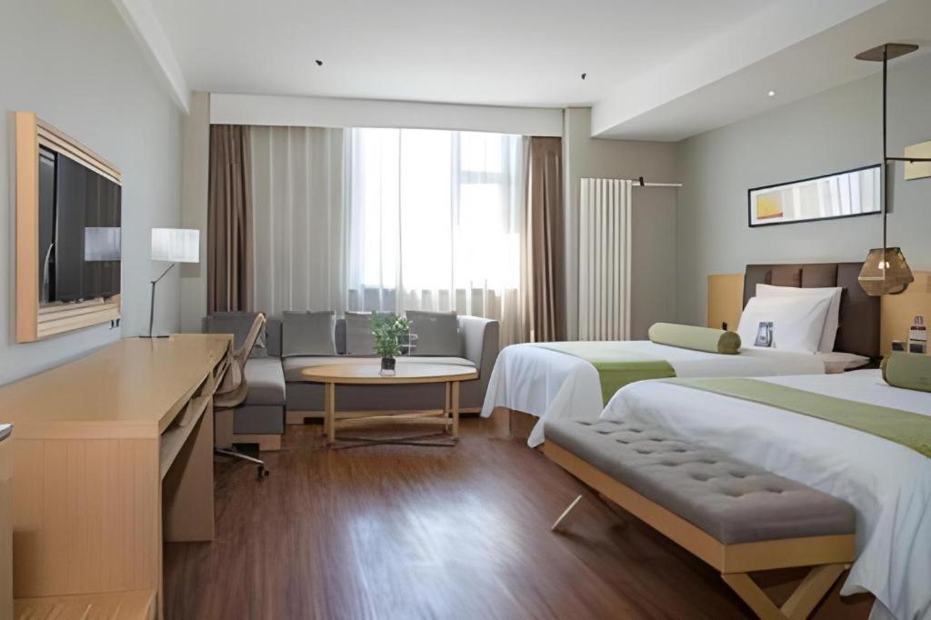 Yitel Hotel 4*