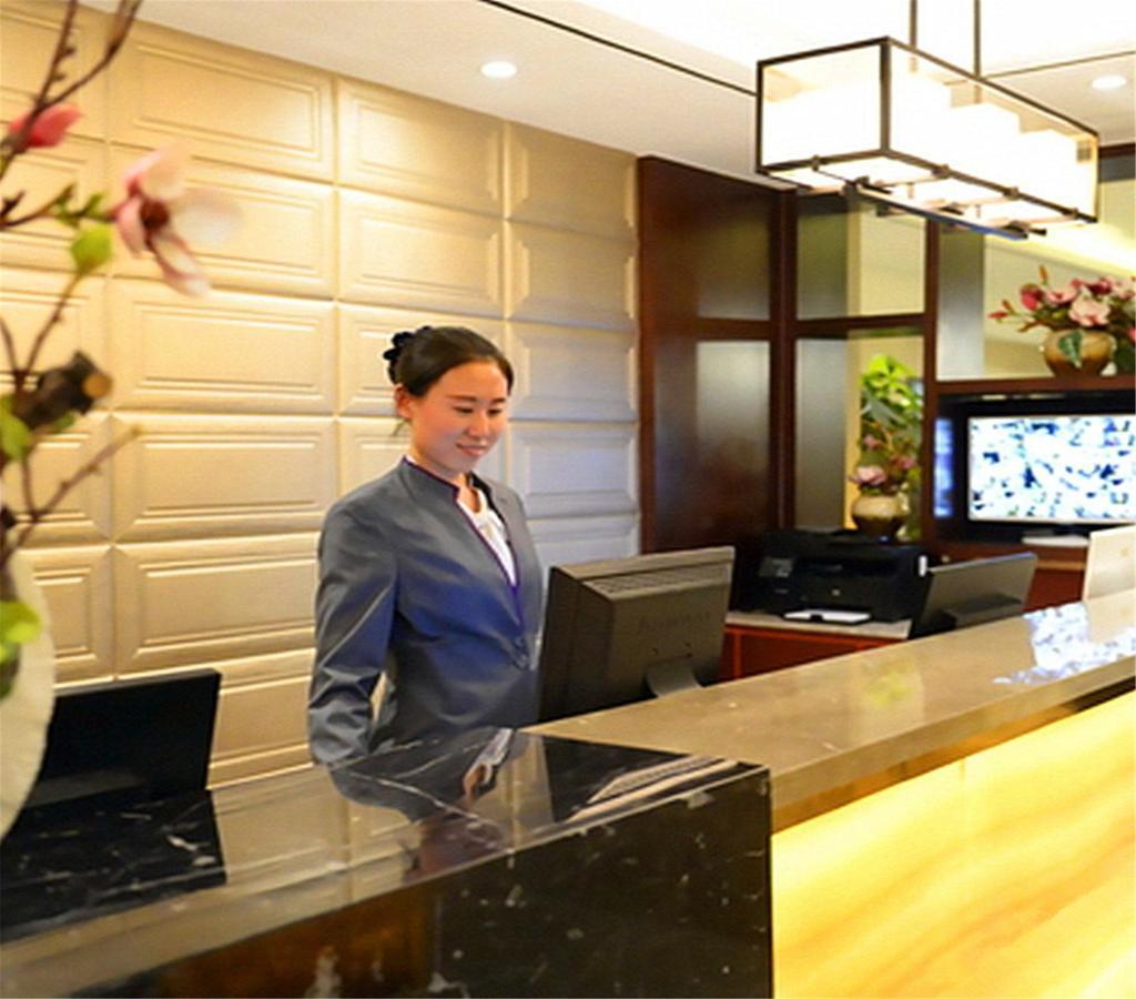 Hotel Yitel Collection Asian Games Village Birds Nest